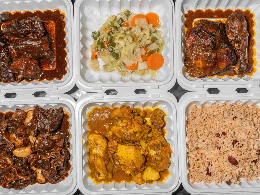 Twin Dem Kitchen serving Caribbean food to Argyle, London